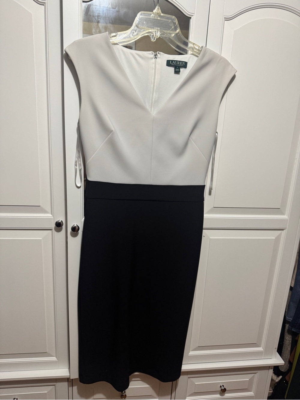 Lauren Ralph Lauren Ivory and Black Cap-Sleeve Sheath Dress